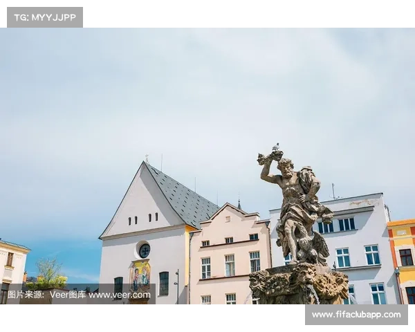 捷克古城奥洛穆茨赛场赛道与历史建筑完美融合展现独特魅力 捷克古城奥洛穆茨赛场赛道与历史建筑完美融合展现独特魅力